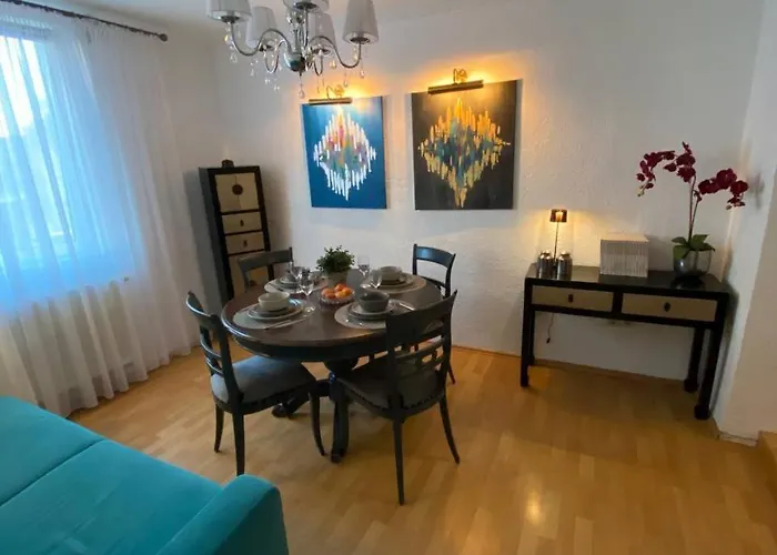 Apartment La E Bella